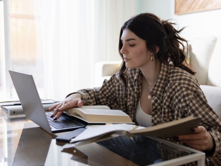 undergraduate student gabrielle is writing a research paper