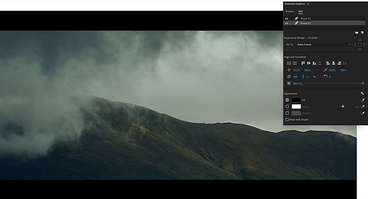 In Premiere Pro werden schwarzen Balken zu einem Video von einem wolkenverhangenen Berg hinzugefügt.