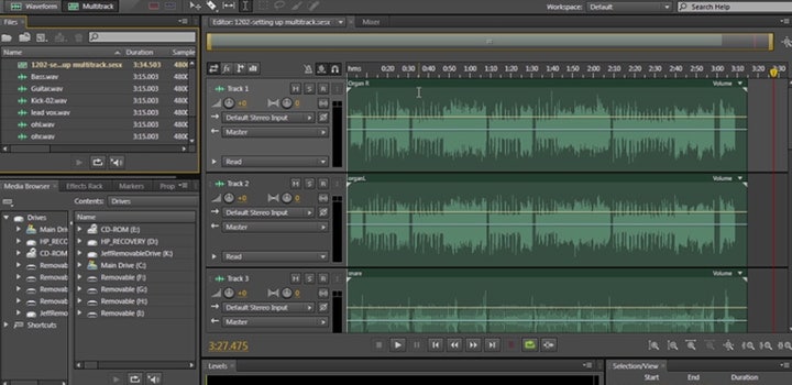 Screenshot of stereo input audio waves in audio mixing programme.