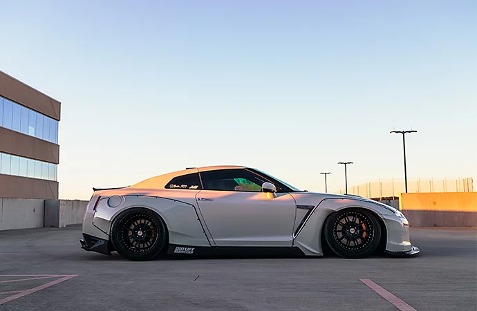 Photo of the side view of a sports car