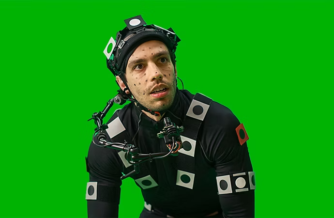 An actor against a green screen