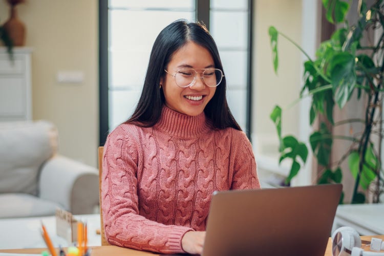 How to Start an Online Business in 2023