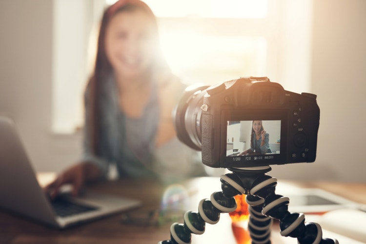 How to use video on LinkedIn