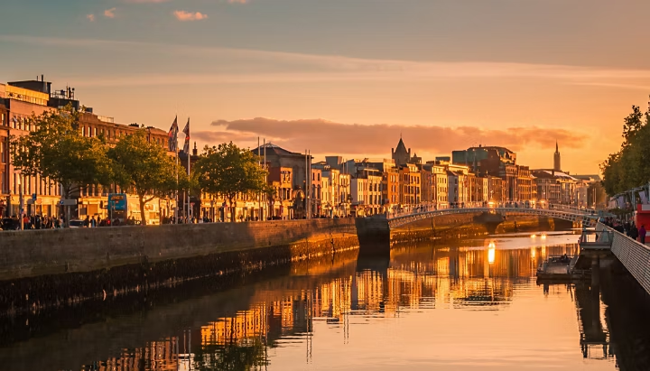 beautiful-golden-hour-view-over-dublin-city-center-in-dublin-ireland