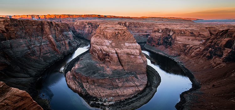 An HDR photo of a view overlooking the Grand Canyon National Park